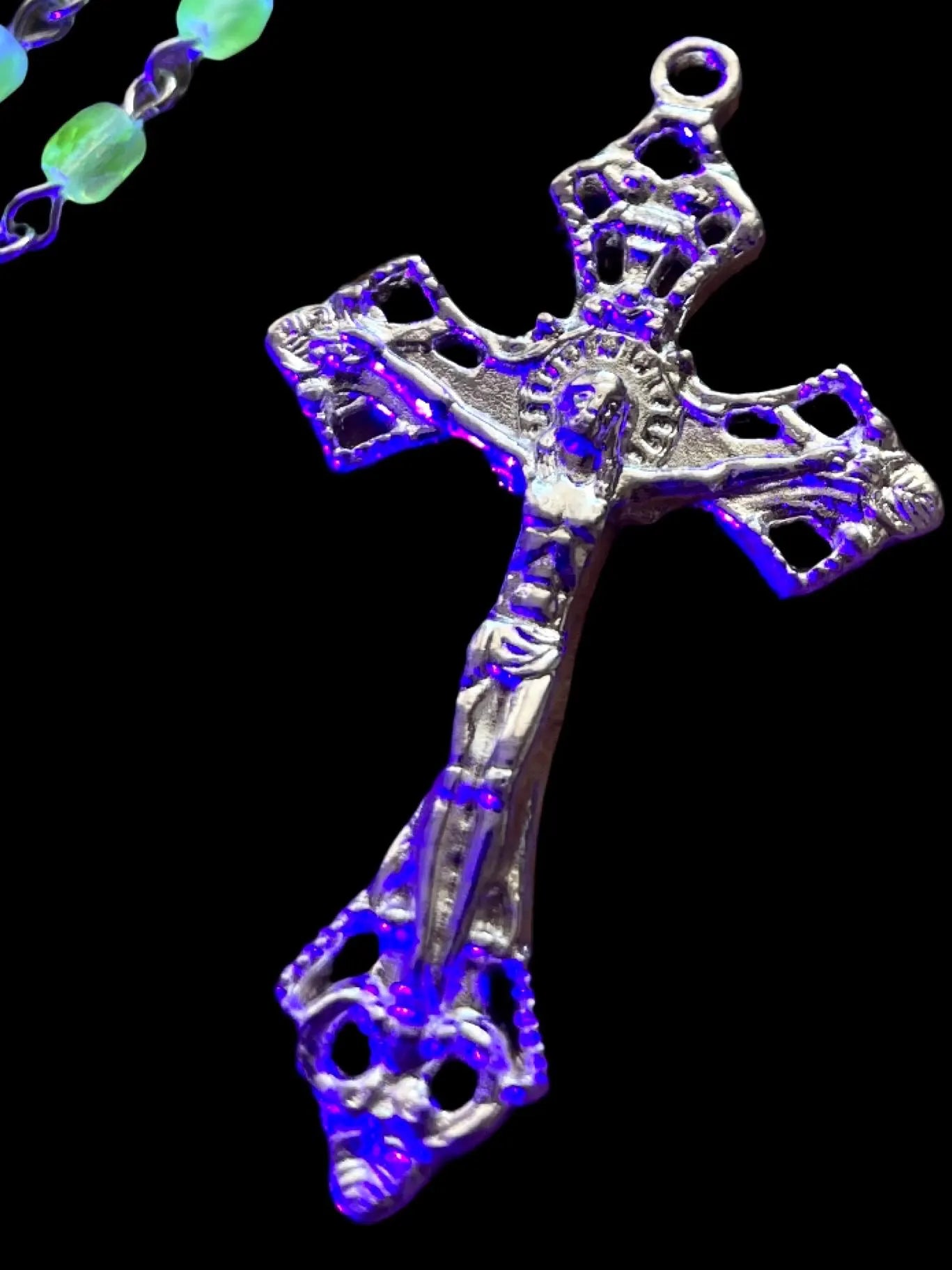 Glowing Rosary Necklace Made from Uranium Glass – Features Virgin Mary Medal and Jesus Crucifix | UV Reactive Catholic Prayer Jewelry