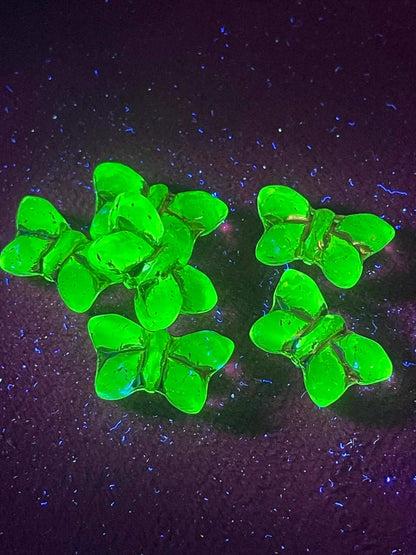 Uranium Glass Butterfly Beads With Vertical Hole | Small Czech Vaseline Component For DIY Crafts | Glowing Piece for Jewelry Making | 1pcs