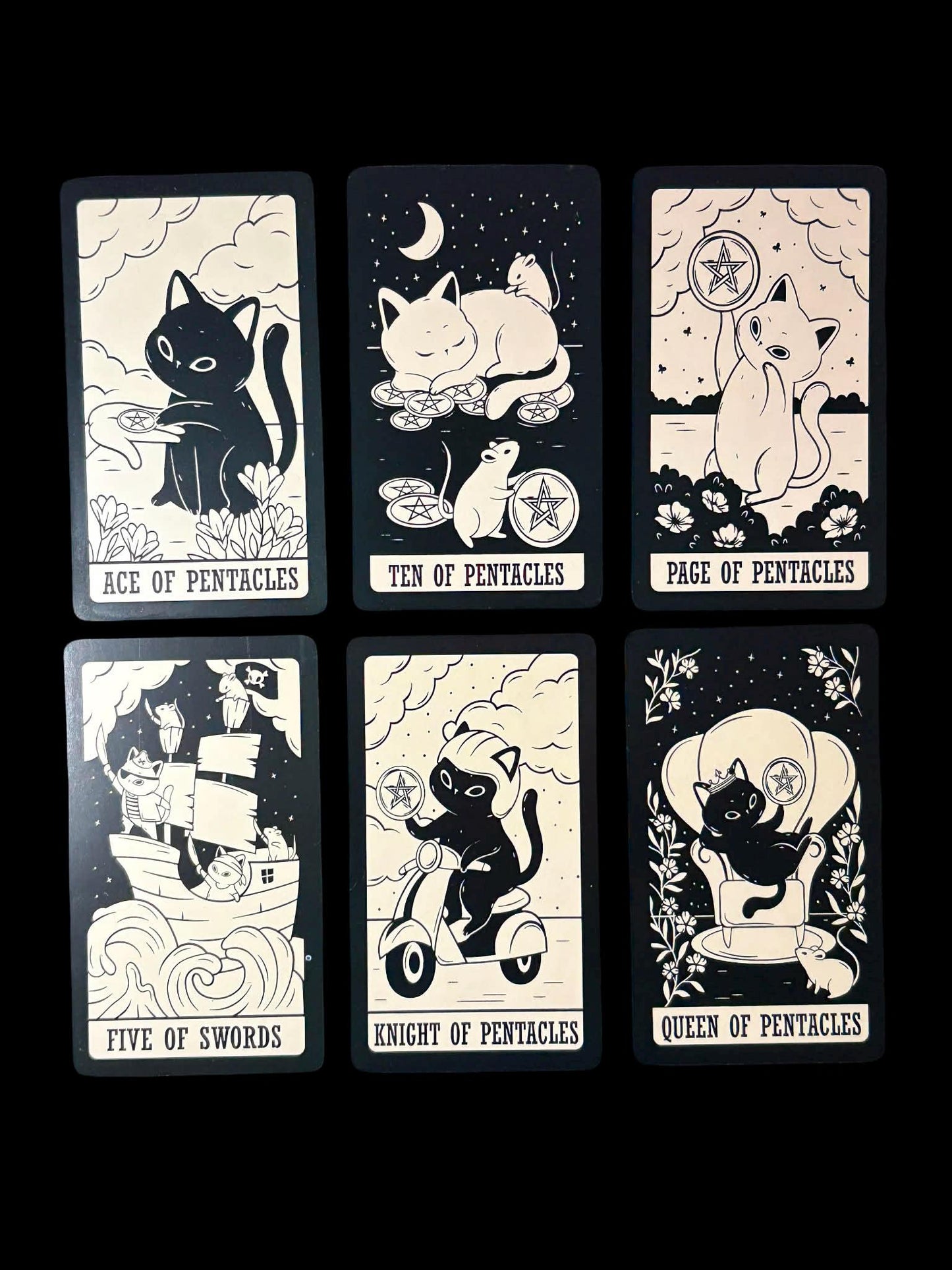 Cute Kitty Tarot Deck | 78 Black & White Cards | Cat Lover Gift | Mystical Tarot Cards | Unique Divination Deck | Gothic Cat Design