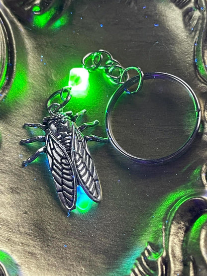 Uranium Glass (Firefly) Keychain | Green Vaseline Insect Jewelry | It Glows Under UV Light | Metallic Glow-In-The-Dark Cicada Bug Accessory