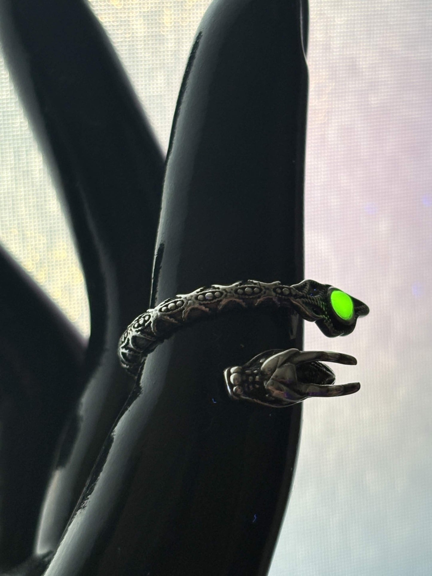 Uranium Glass (Dragon) Ring (Adjustable Size) | Yellow Vaseline Glass With Sterling Silver 925 Frame | Glows Under UV Light