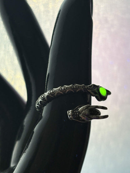 Uranium Glass (Dragon) Ring (Adjustable Size) | Yellow Vaseline Glass With Sterling Silver 925 Frame | Glows Under UV Light