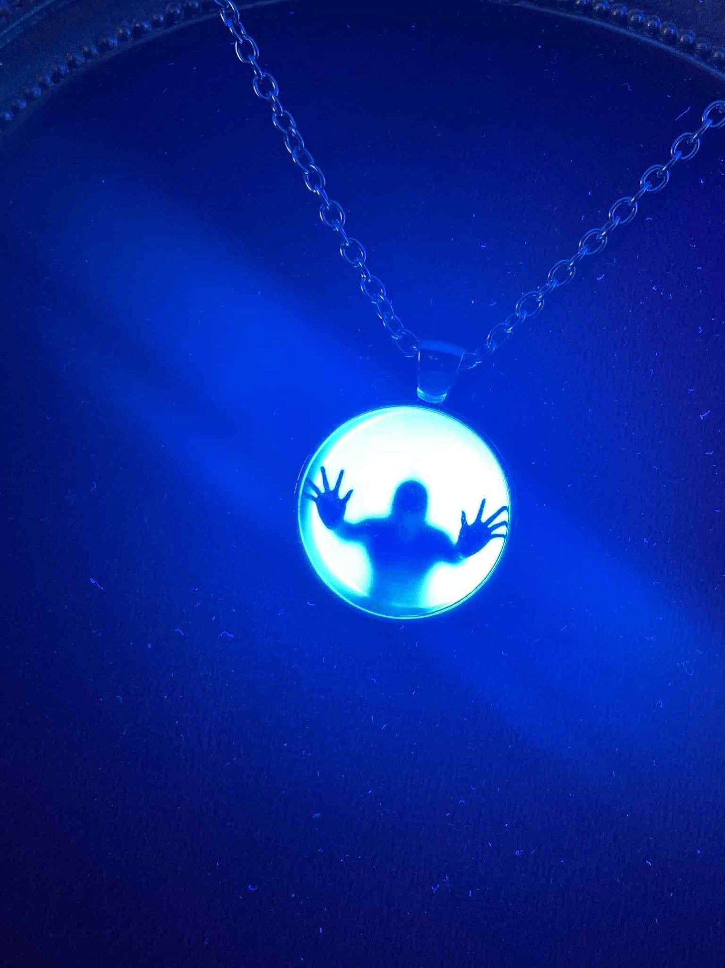 Glowing Round Necklace With Picture | Green Fluorescent Pendant Made of  Phosphorous | Glows In The Dark | Stainless Steel Luminous Jewelry