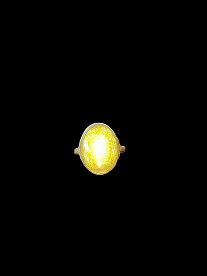 Yellow Uranium Glass Ring | Vintage 1930s Bronze Retro Jewelry | Glowing Gemstone Cabochon | Size 8