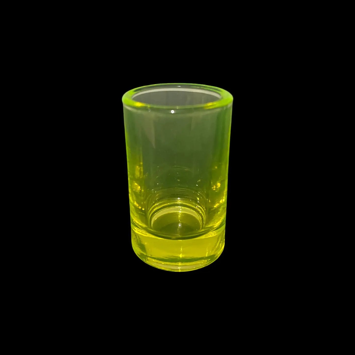 Vintage Uranium Glass Shot Glass – Glowing Yellow  Vaseline Glassware for Alcohol – UV Reactive Atomic Mini Barware – Fluorescent Collectible Alcohol Drinkware
