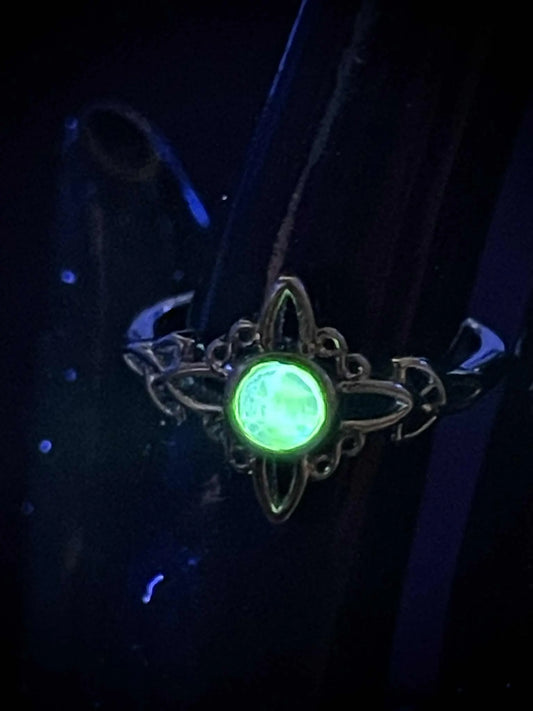 Faceted Uranium Glass Ring (Size 7) with Moon & Star Motif | Glowing Yellow Vaseline Stone Under UV Light | Handmade Silver Statement Jewelry