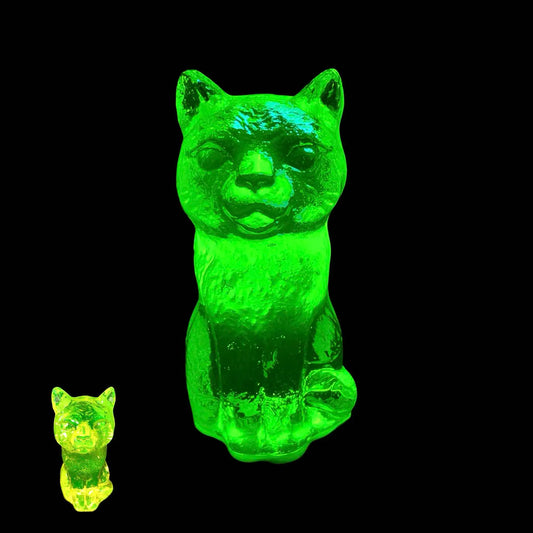 Vaseline Cat Figurine | Yellow Uranium Glass Animal Statue | Fluorescent Depression Glass | Glows Brightly Freen Under UV Light | Vintage Art Deco Collectible