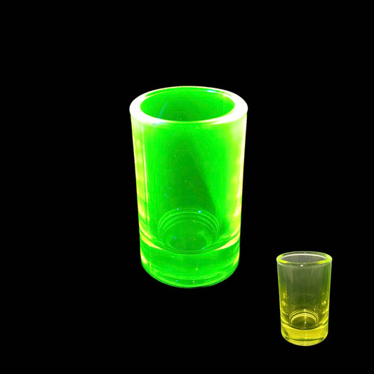 Vintage Uranium Glass Shot Glass – Glowing Yellow  Vaseline Glassware for Alcohol – UV Reactive Atomic Mini Barware – Fluorescent Collectible Alcohol Drinkware