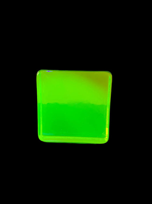 Yellow Uranium Glass Block – 8cm Fluorescent Block – Glows Brightly Green Under UV Light – Vintage Atomic Glass Collectible